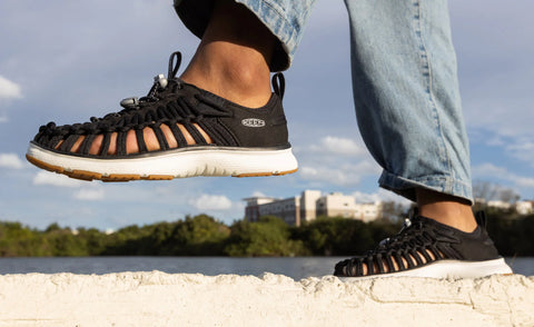 Women's UNEEK O3 Sneaker Sandal