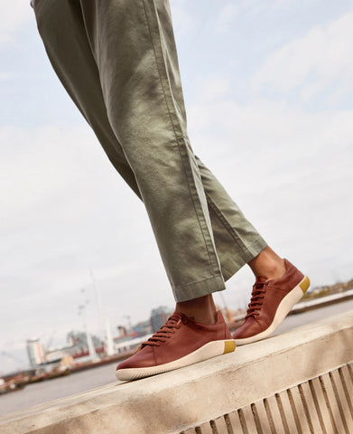 Women's KNX Leather Sneaker